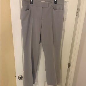 Chic Women's Gray Trousers